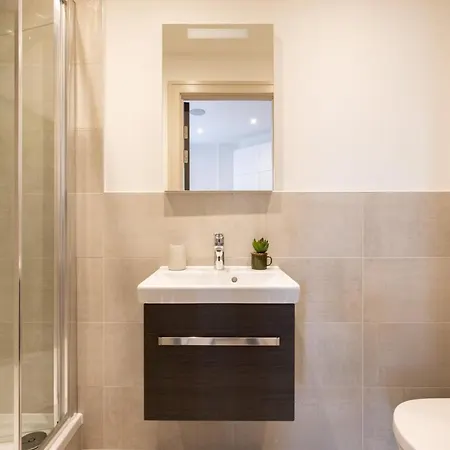 The Kingston Upon Thames Apartment Surbiton