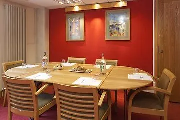 Holiday Express Southwark By Ihg Hotel 3*