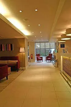 Express London By Ihg Croydon
