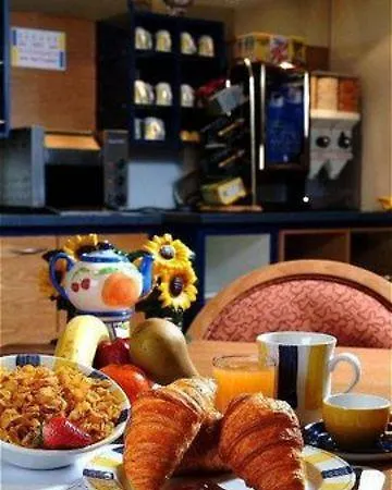 Holiday Express Southwark By Ihg