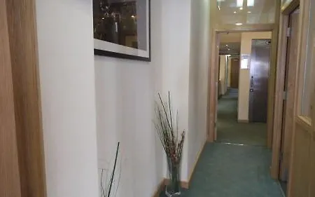 Regency Parkside Hotel Londra