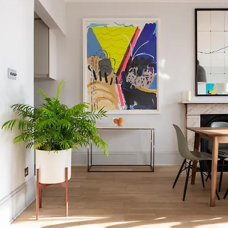 Apartment Talbot Road Vi By Onefinestay