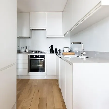 Talbot Road Vi By Onefinestay