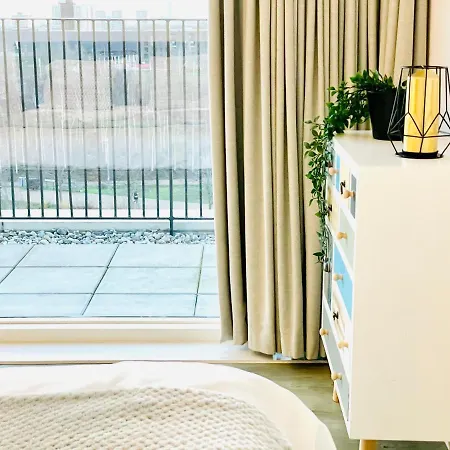 Apartment Panoramic Park And Penthouses Retreat London