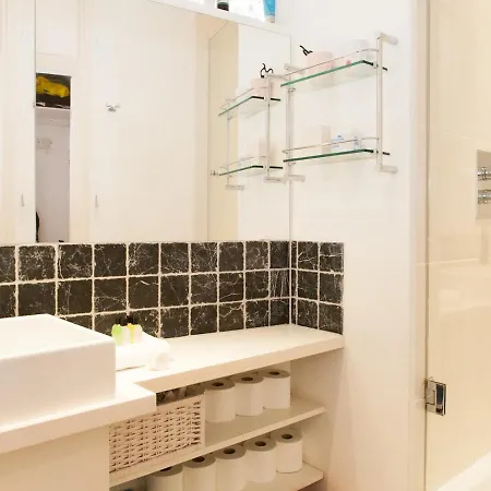 Pass The Keys Roof Terrace Flat In Trendy & Chic Hampstead *