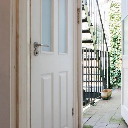 Pass The Keys Roof Terrace Flat In Trendy & Chic Hampstead Apartment *