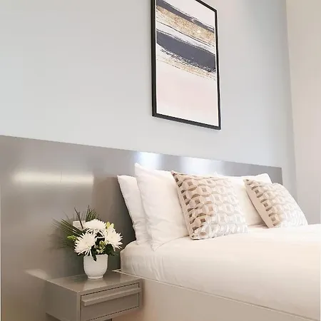 Apartmán Cromwell Serviced By Stayprime