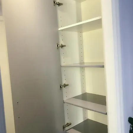 Hyde Park Flats Apartment