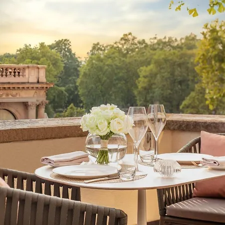 Hotel Four Seasons At Park Lane 5*