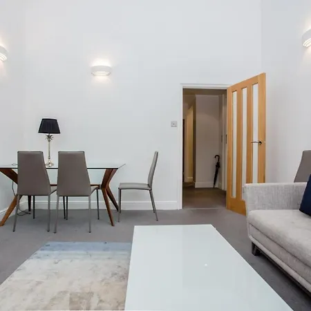Cosy 1 Bedroom Near Harrods Knightsbridge Apartment