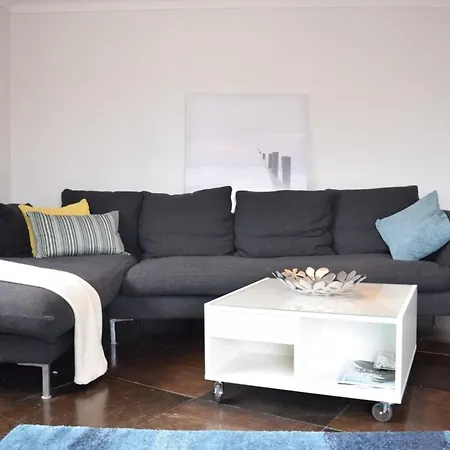 Spacious 2 Bedroom Flat In Beautiful Maida Vale Apartment