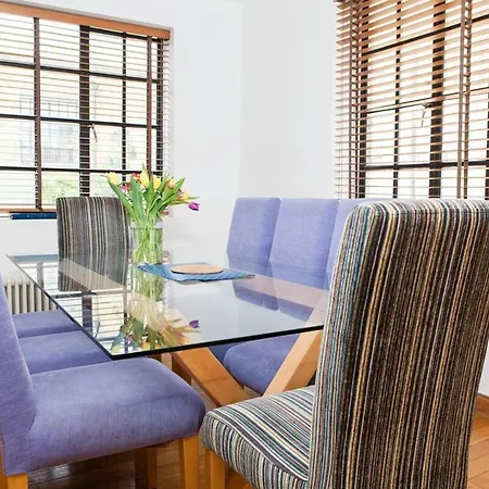 Apartment Spectacular 4-bedroom Close To Eye