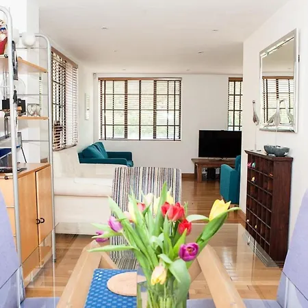 Apartment Spectacular 4-bedroom Close To Eye *