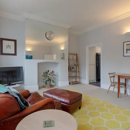 Apartment Vibrant 1 Bedroom Flat In Islington With Garden London