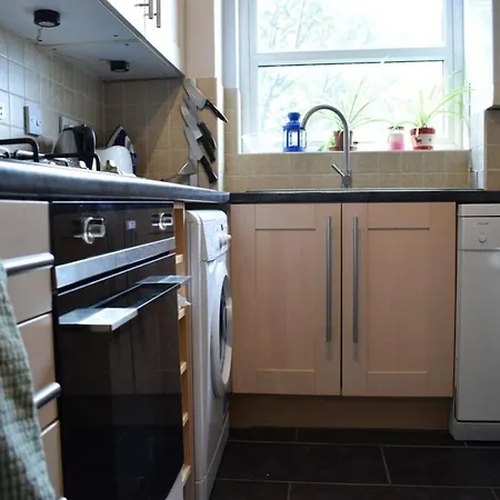 Cosy 1 Bed Flat In Homerton By Victoria Park *