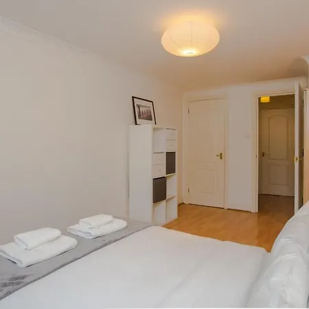 Apartment Contemporary 1bedroom Flat In Camberwell Oval *