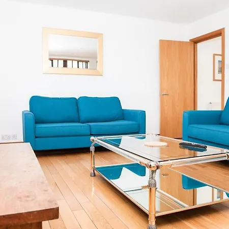 Spectacular 4-bedroom Close To Eye *