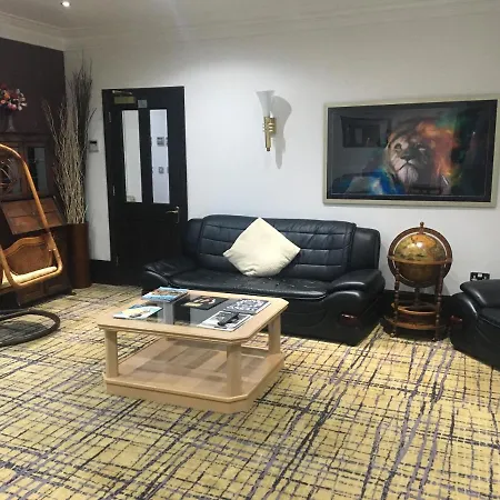 Harefield Manor 3* Romford