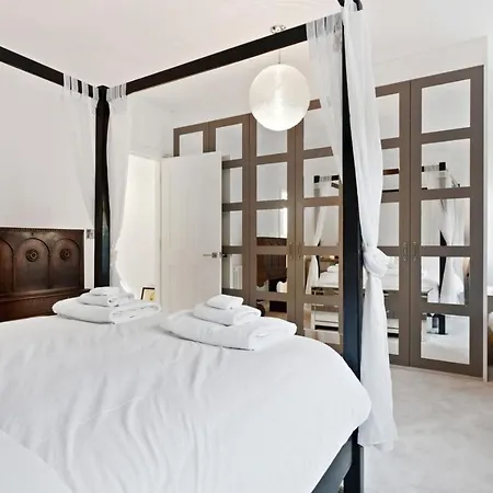 Lovely Newly-renovated 3 Bedroom In Fulham