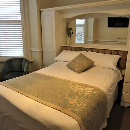 Marple Pensionat 3*