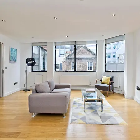 Red Lion Court By City2stay *