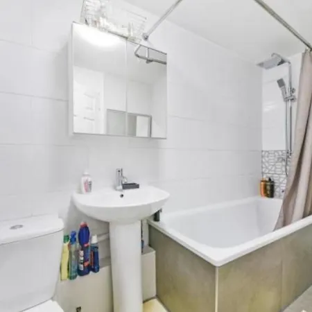Homestay Brunswick Sutton (Greater London)