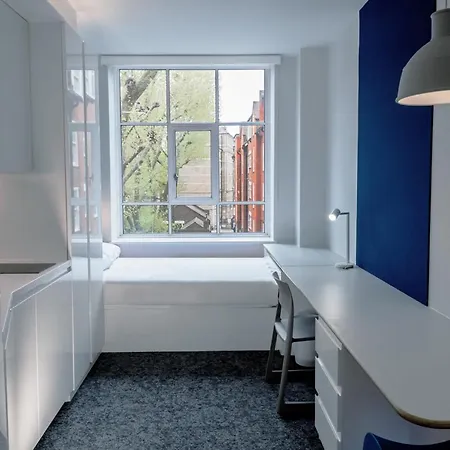 Destiny Student - Bloomsbury Apart-hotel 2*