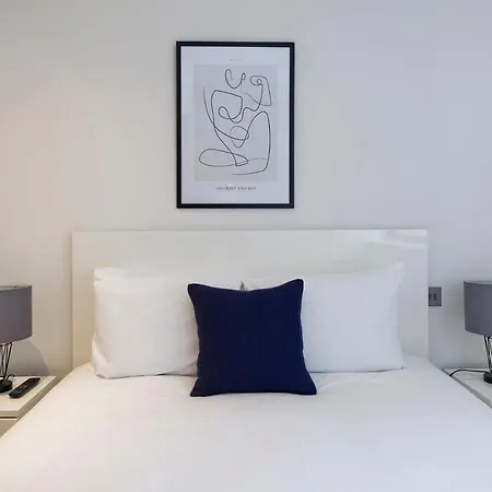 Red Lion Court By City2stay Apartment *