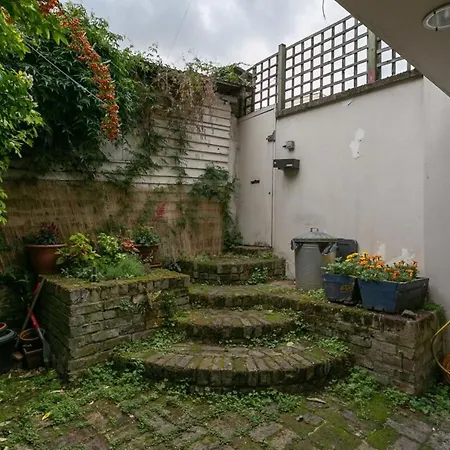 Fantastic And Bright 1 Bedroom Garden Flat Apartment London
