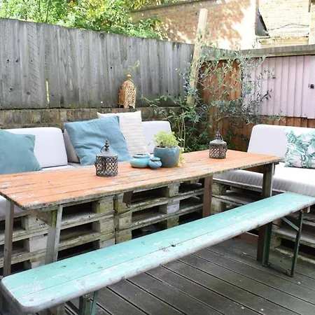 Stylish Cozy Near Trendy Shepherd's Bush