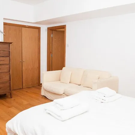 Apartment Spectacular 4-bedroom Close To Eye