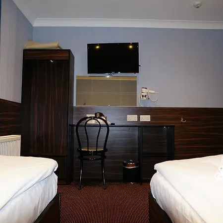 Hotel Crestfield 2*