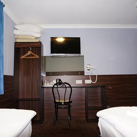 Hotel Crestfield London