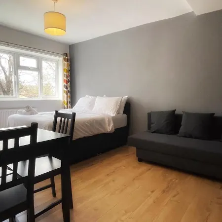 Apartmán Grand Suites Near Heathrow *