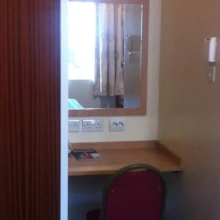Colliers Guest house London