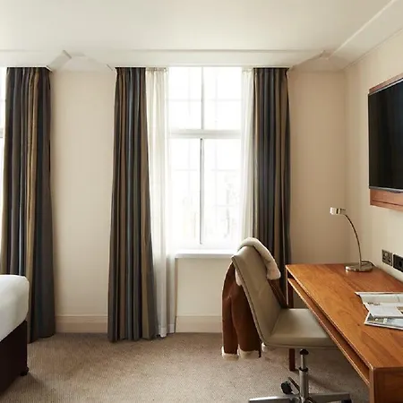 The Clermont London, Charing Cross Hotel Londýn