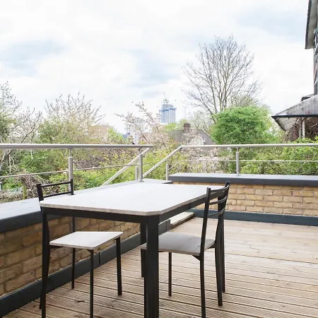 Pass The Keys - Spacious Flat With Private Sun Terrace In South East Apartment
