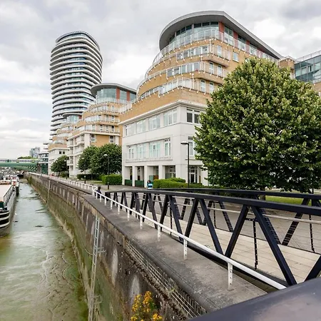 *spacious-modern One Bed Flat. Riverside Location* * London