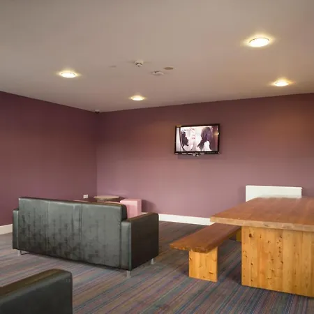 Stunning At Dashwood In For Students Only Apartment London