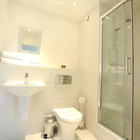 Apple Apartments Limehouse Basin London