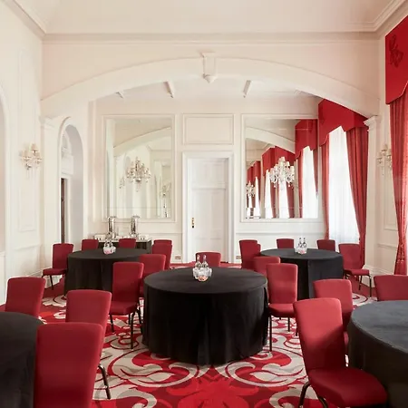 The Clermont London, Charing Cross 4*