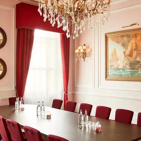 The Clermont London, Charing Cross Hotel