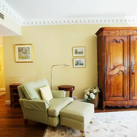 Apartment 9 Hertford Street