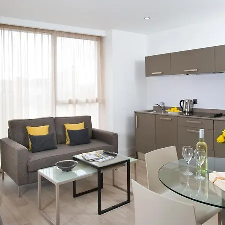 The Rosebery By Supercity Aparthotel Londýn