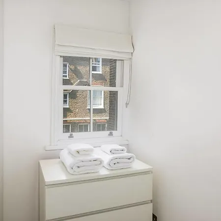 Guestready - West Kensington Wbalcony Apartment *