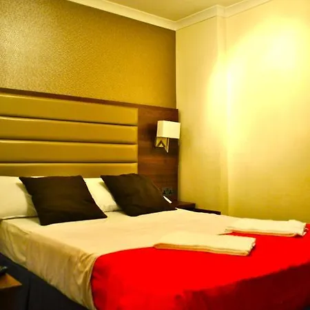 Goodwood Hotel London