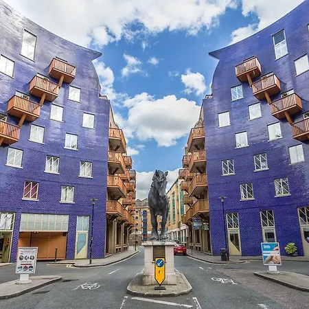 Tower Bridge Apartment London