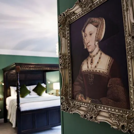 The White Hart Hotel Kingston upon Thames (Greater London)