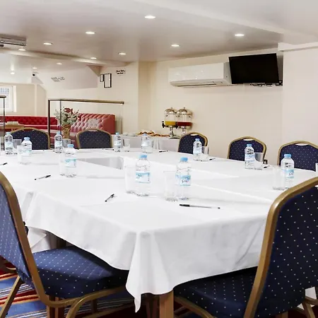 Western Greater London Hotel 3*