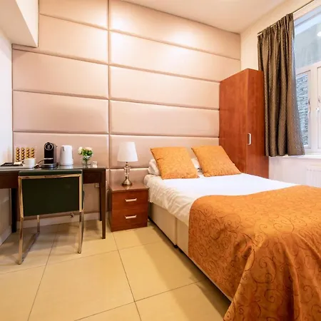 Russell Square Hotell 3*
